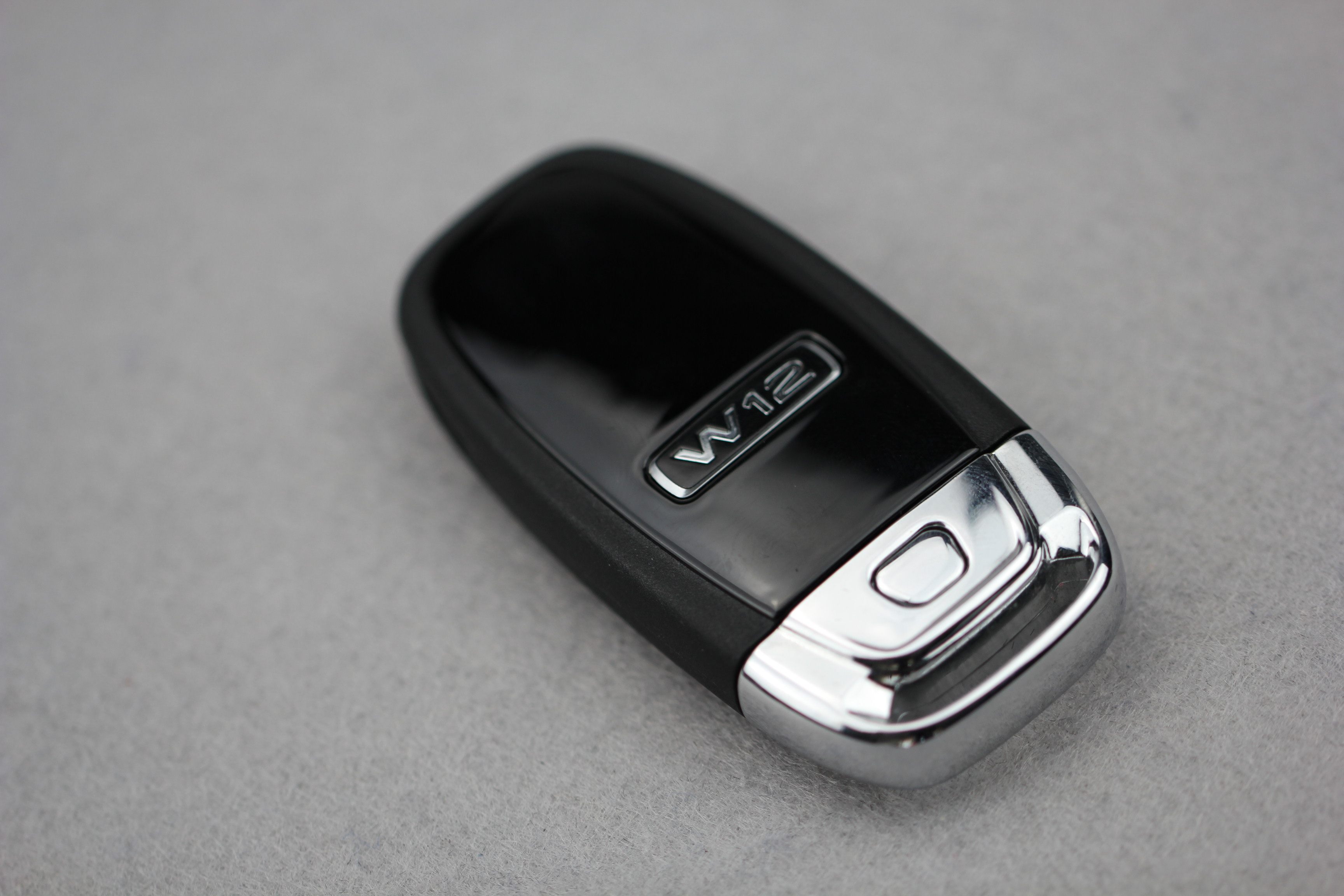 奥迪钥匙适用于rs智能原装s4s5s6sq5汽车钥匙