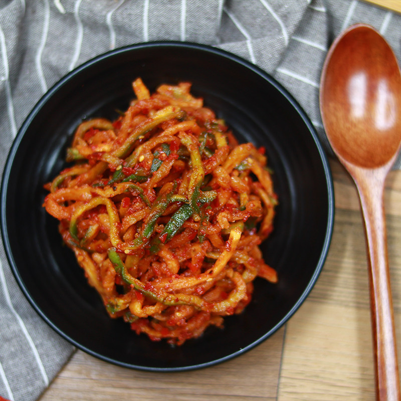 东北朝鲜族延边韩国泡菜萝卜条自制农家下饭菜香辣脆萝卜干丝咸菜