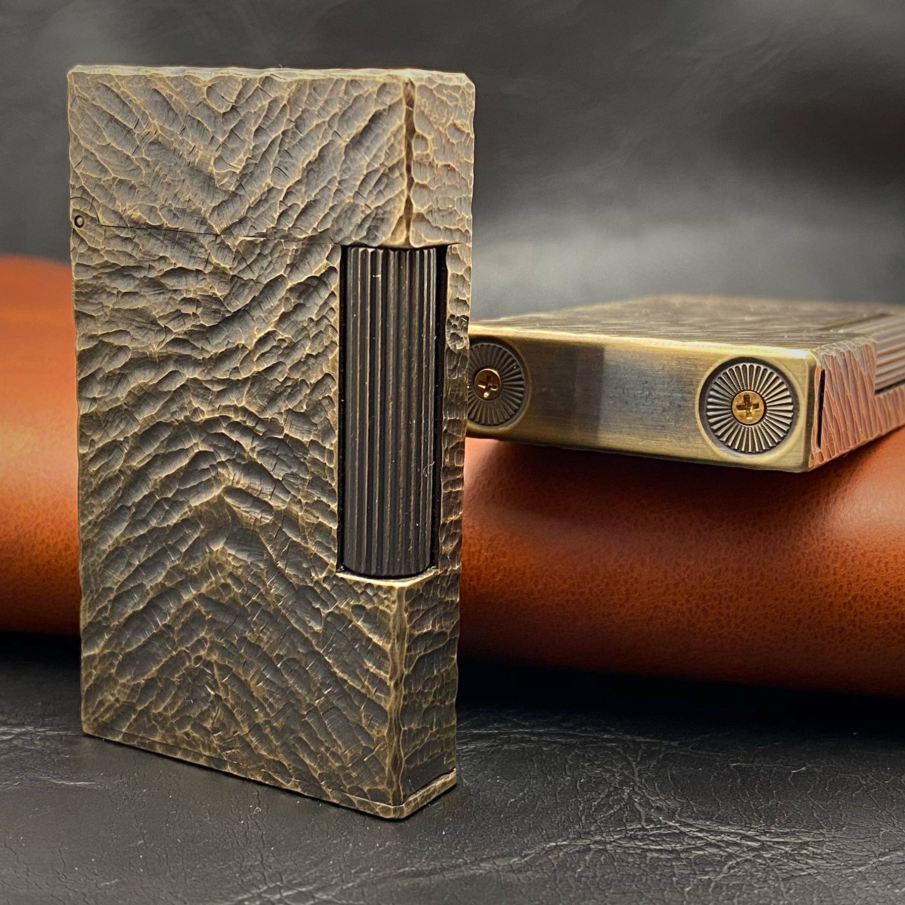 手工侧滑朗声煤油机quercia打火机正品煤油手雕做旧煤油打火机