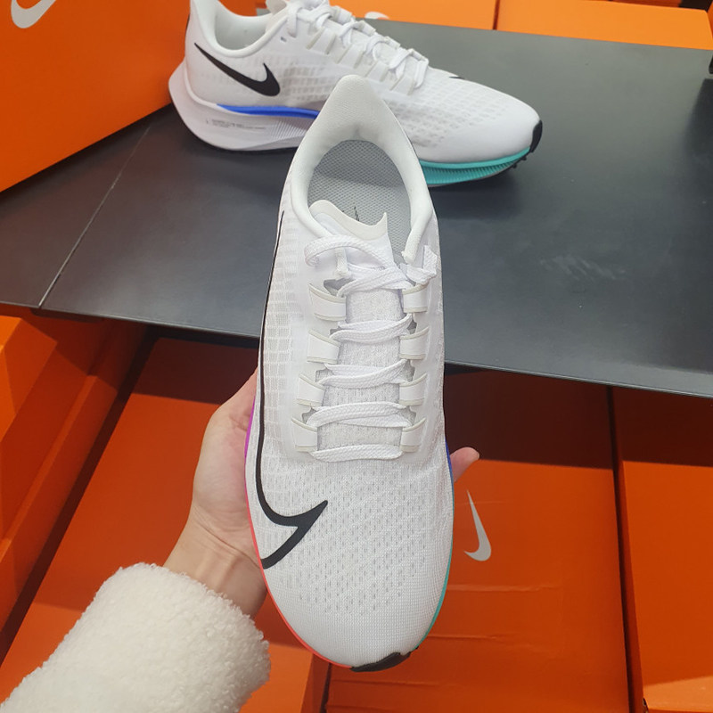 nike跑步登月彩虹白彩虹耐克男鞋飞马超级pegasus跑步鞋