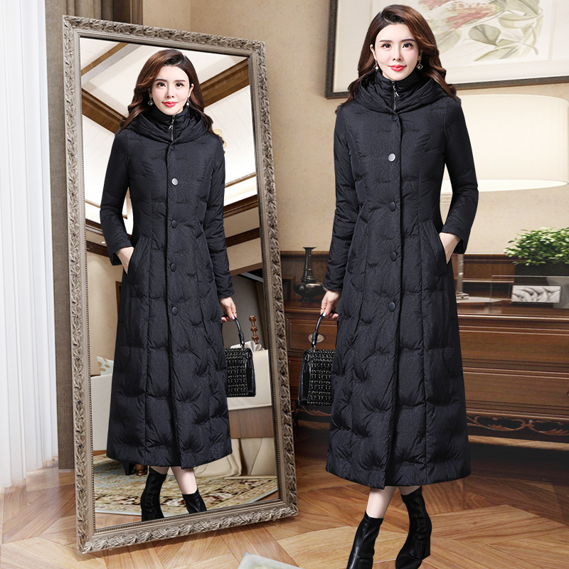 羽绒服女式长款过膝2023冬季新款中长款时尚休闲高端收腰连帽外套