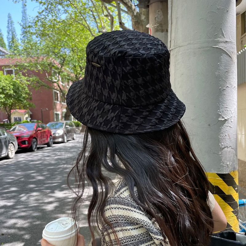 玲珑便捷百搭日系渔夫帽女夏季薄款小檐盆帽防晒遮阳千鸟格平顶帽