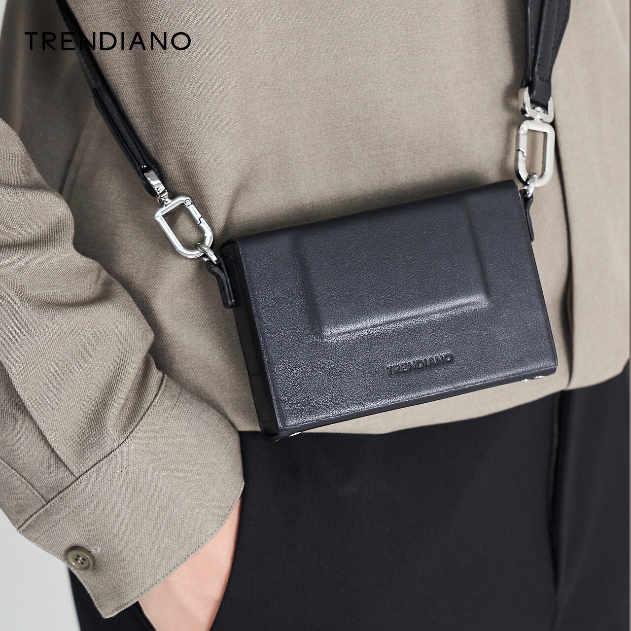 trendiano官方潮牌男士挎包斜跨时尚黑色真皮单肩包高级感通勤