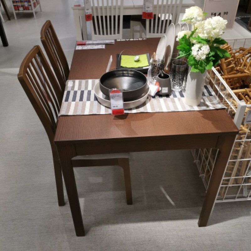 伊克多兰伸缩型餐桌饭桌桌子餐厅多功能现代风格实木餐桌