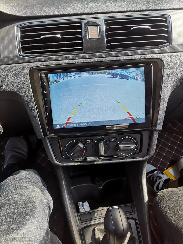 适用于大众桑塔纳导航13-19款智能中控安卓大屏倒车智能车机导航