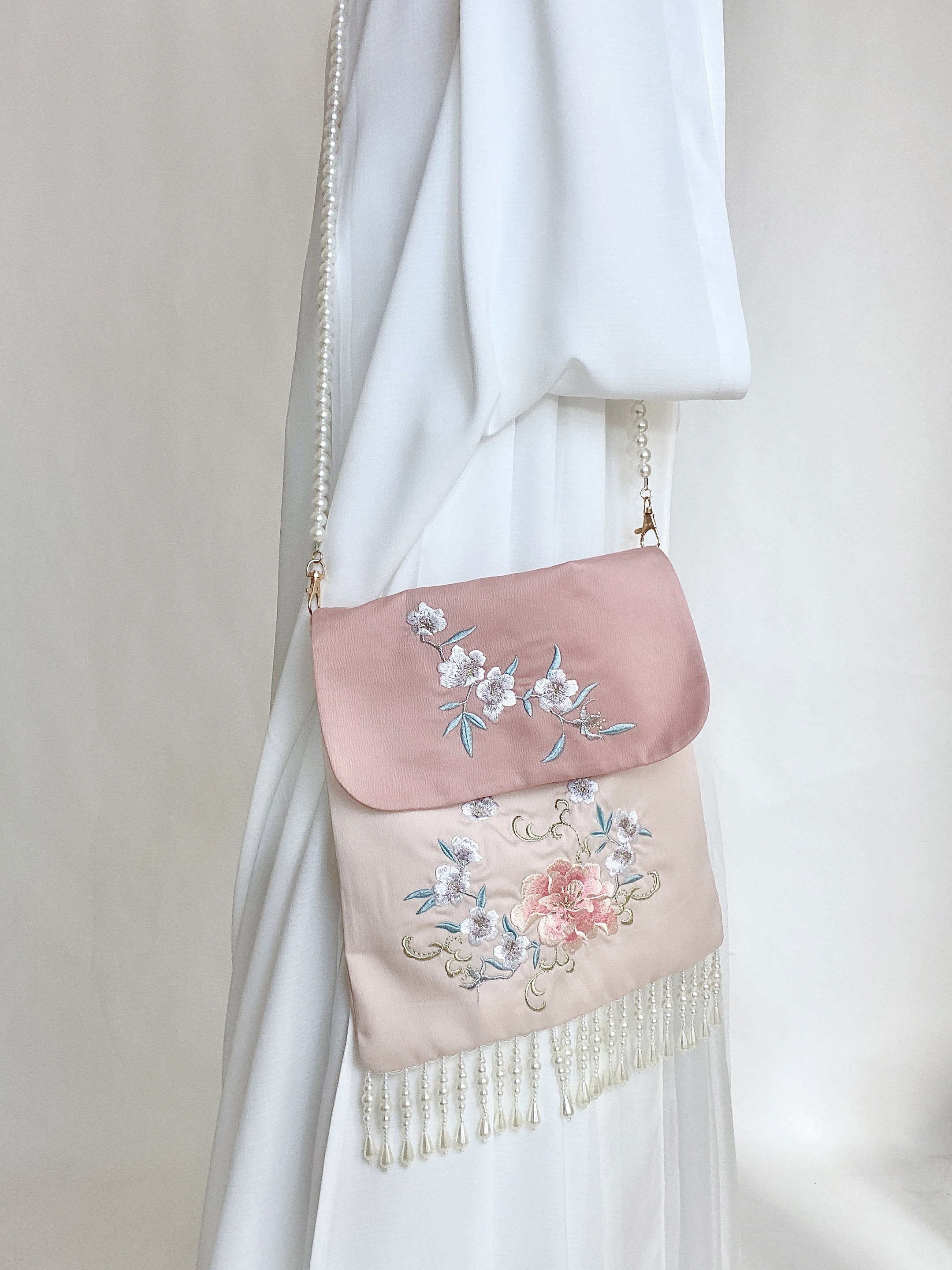 试罗原创汉服配饰斜挎斜挎包包包古风绣花流苏汉服