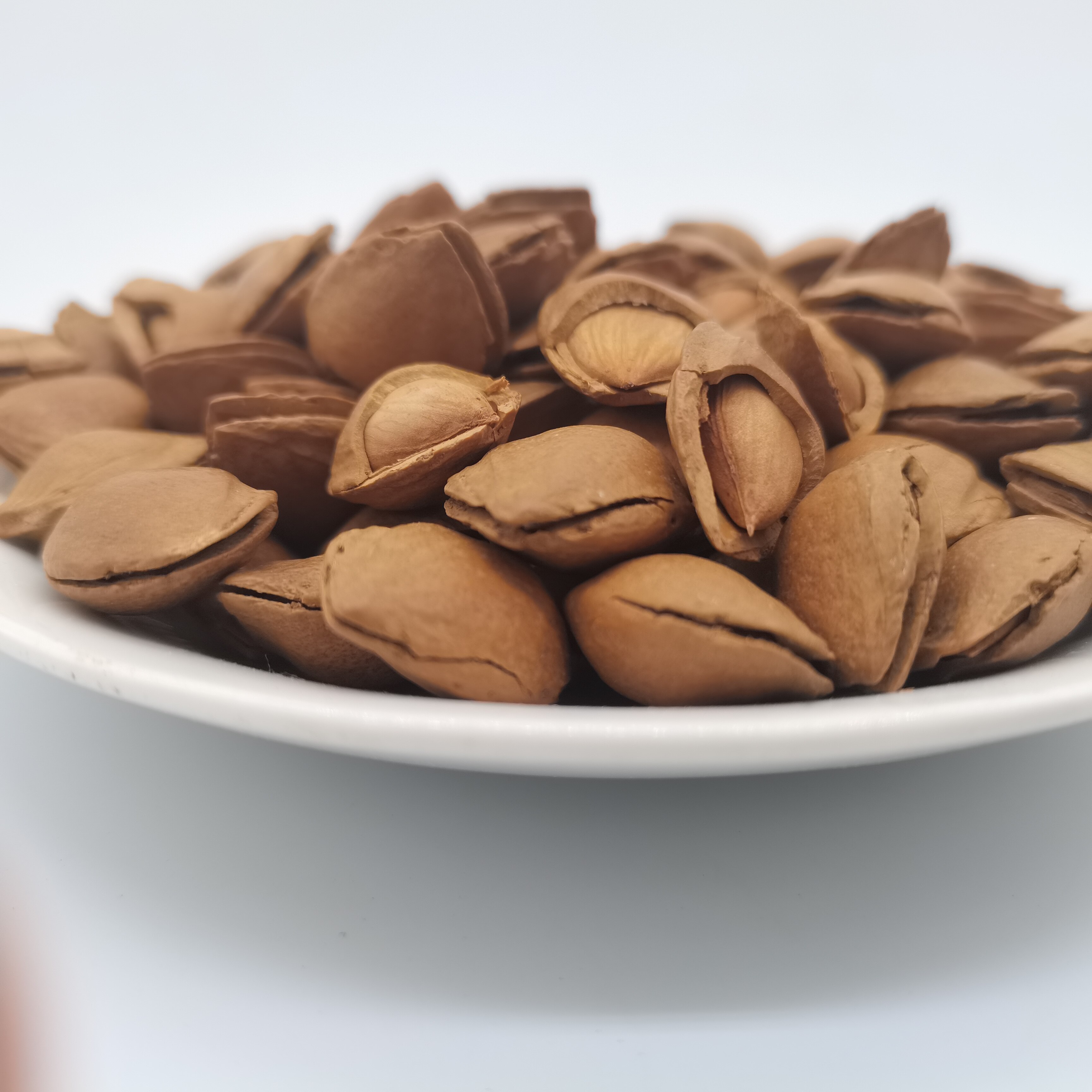 2021年新货开口杏仁坚果原味散装500gx3手剥杏核蔚县特产零食包邮