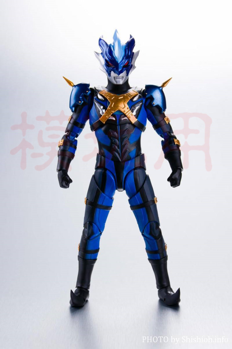 现货万代限定shf托雷雷基奥特曼雾崎七濑老托手办