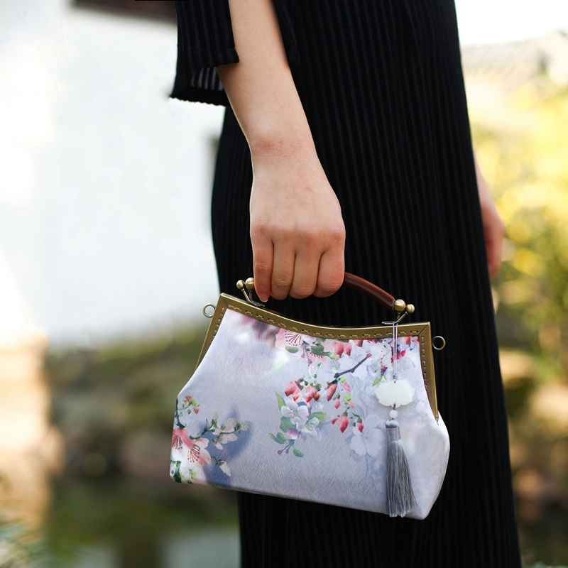 中式旗袍配包真丝女士手提宴会古风汉服包包通用款女包