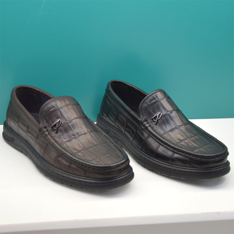 佰纳皮鞋男士商务休闲鞋2022年新款英伦风套脚真皮休闲皮鞋