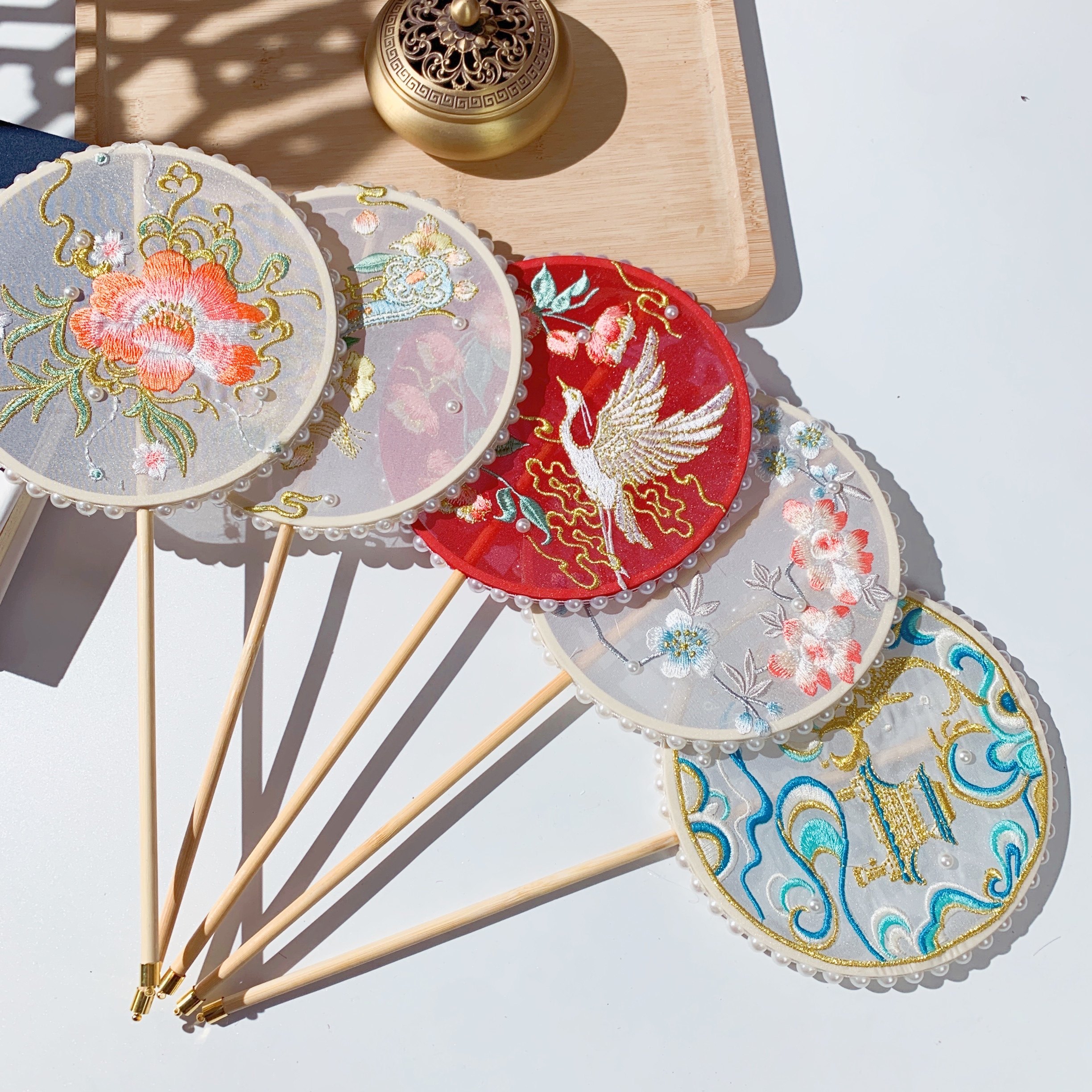 刺绣古风长柄团扇流苏跳舞舞蹈汉服拍摄道具工艺扇