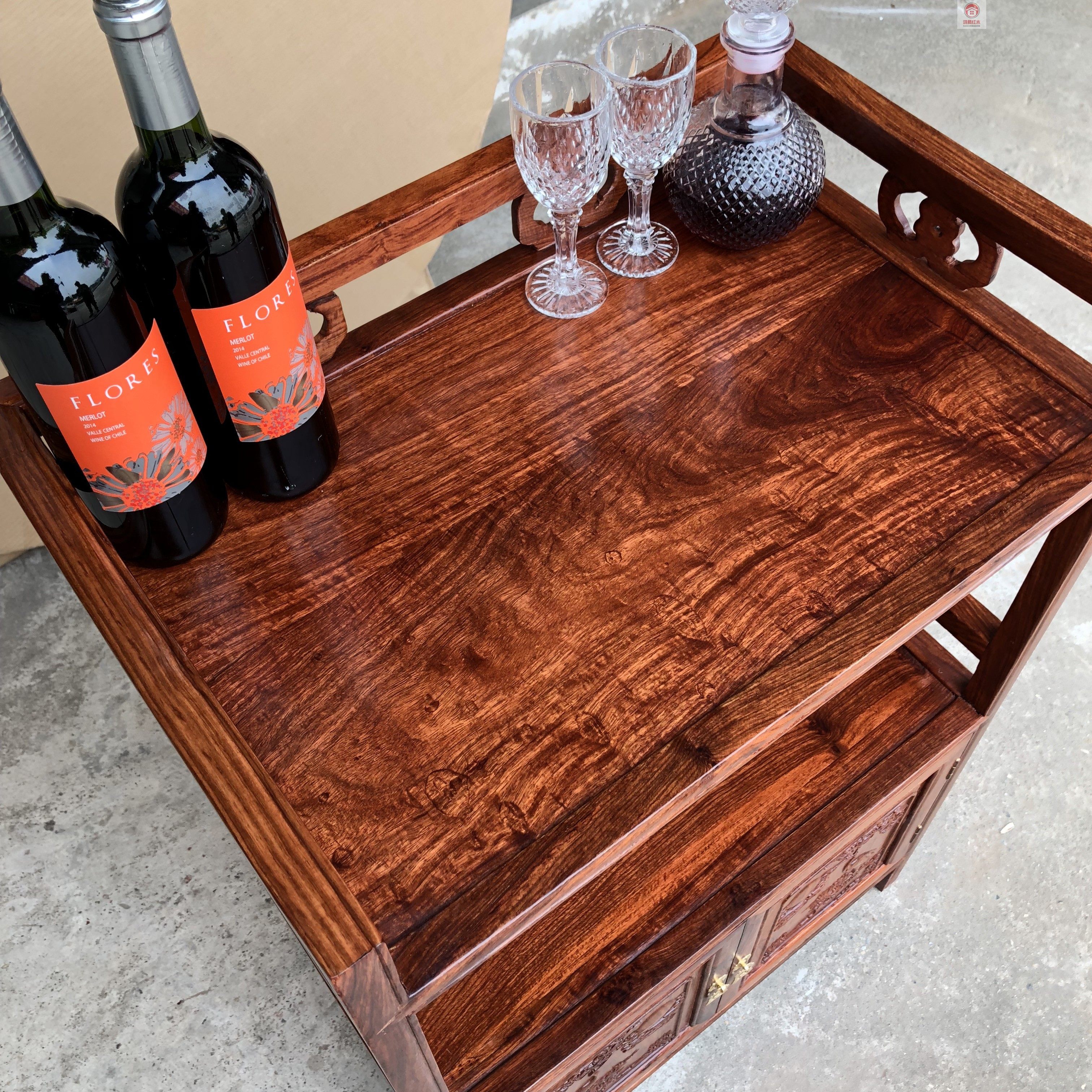 烫蜡生漆非洲花梨刺猬紫檀实木家具红木餐边柜明式餐边柜