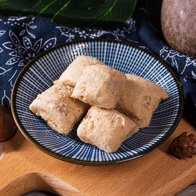 重庆特产小糖八大椒盐麻辣香酥麻花姜糖牛皮核桃休闲零食传统糕点