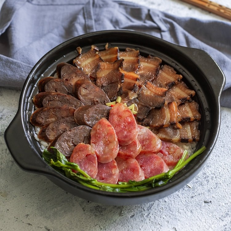 腊味香肠酱肉金字三拼3盒煲仔饭食半成品腊