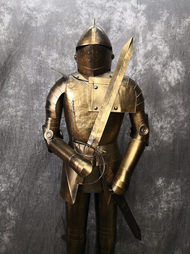 欧洲中世纪复古骑士武士落地摆件金属盔甲不锈钢摆件
