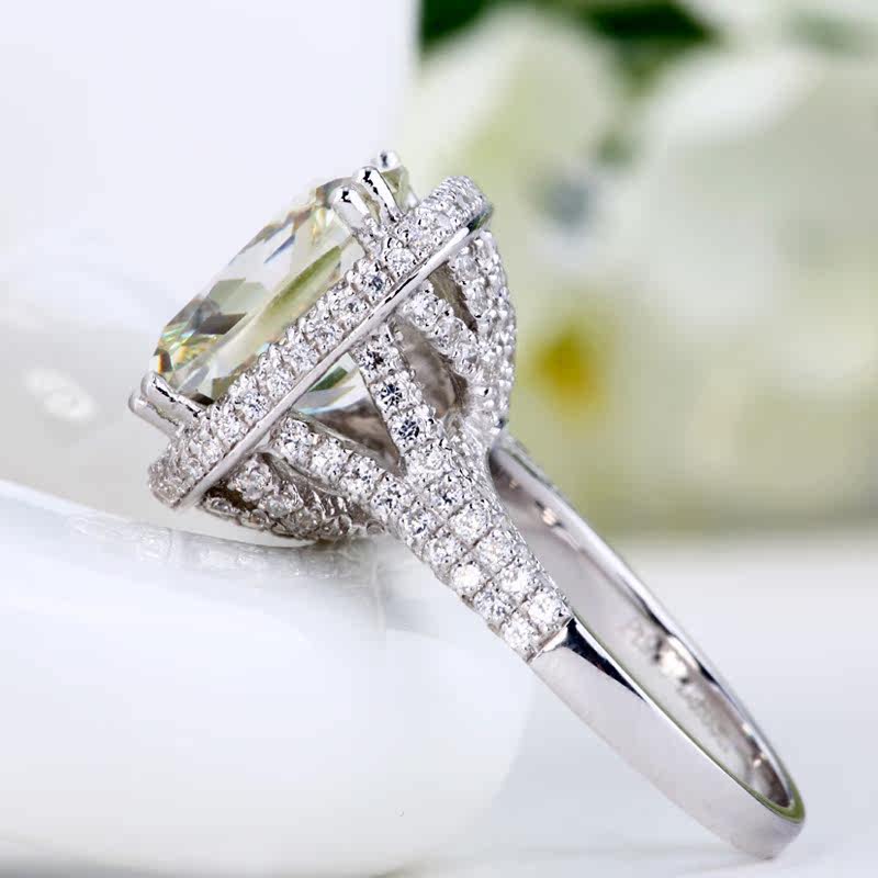 魔力仿真钻石戒指8克拉鸽子蛋鹅蛋钻戒方形人工戒指