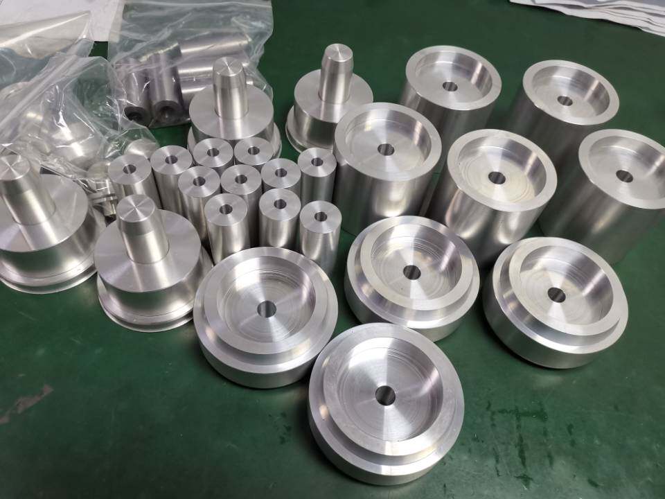 加工精密零件数控车床异形不锈钢铝合金加工厂定制制做金属加工件