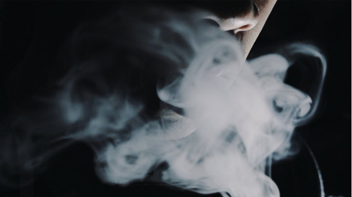 魔术smoke升级版口中吐烟笔口出烟雾近景街头道具魔术道具