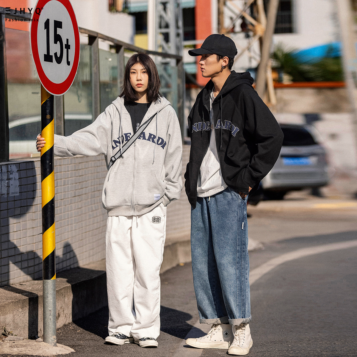 净化眼球春秋复古潮牌男女款卫衣开衫连帽宽松青少年字母外套男