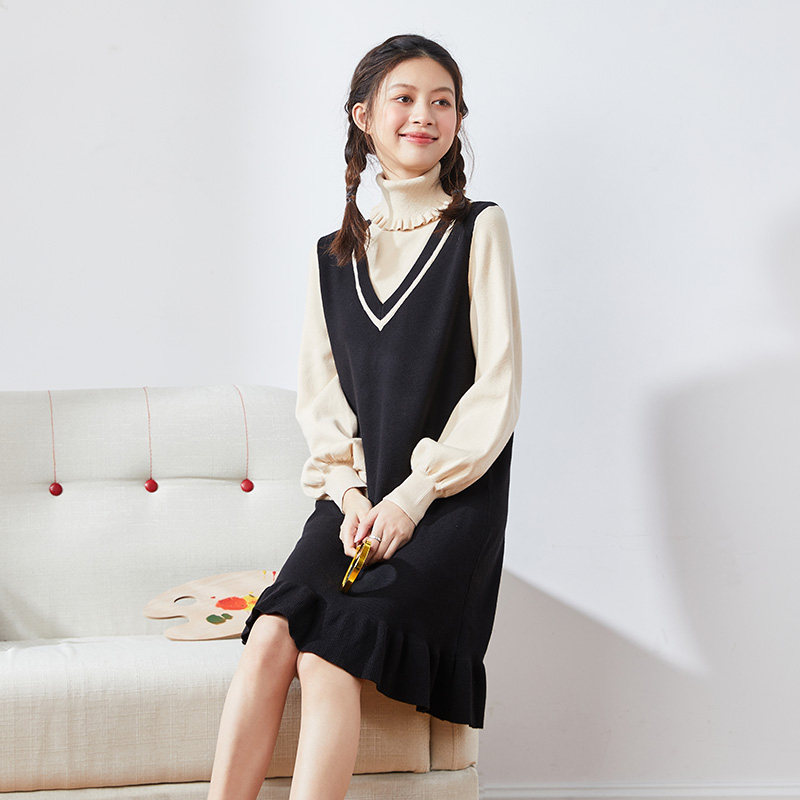 唐狮短款衣裙毛衣裙黑色小个子打底秋冬连衣裙