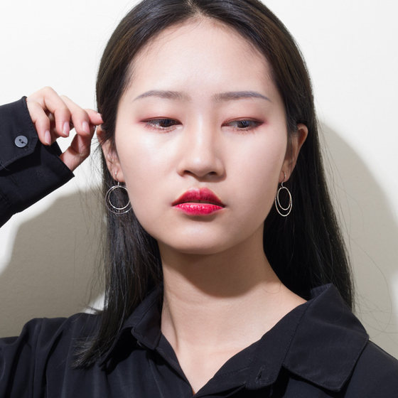 Original simple niche design S925 sterling silver ear jewelry temperament double -layered earrings female earring earrings earrings earrings Original simple niche design S925 sterling silver ear jewelry temperament double -layered earrings female earring earrings earrings earrings