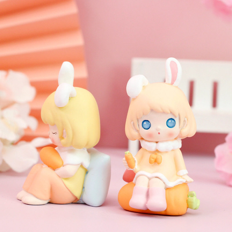 盲盒女孩网红新款手办公仔女生玩具摆件娃娃潮玩盲盒