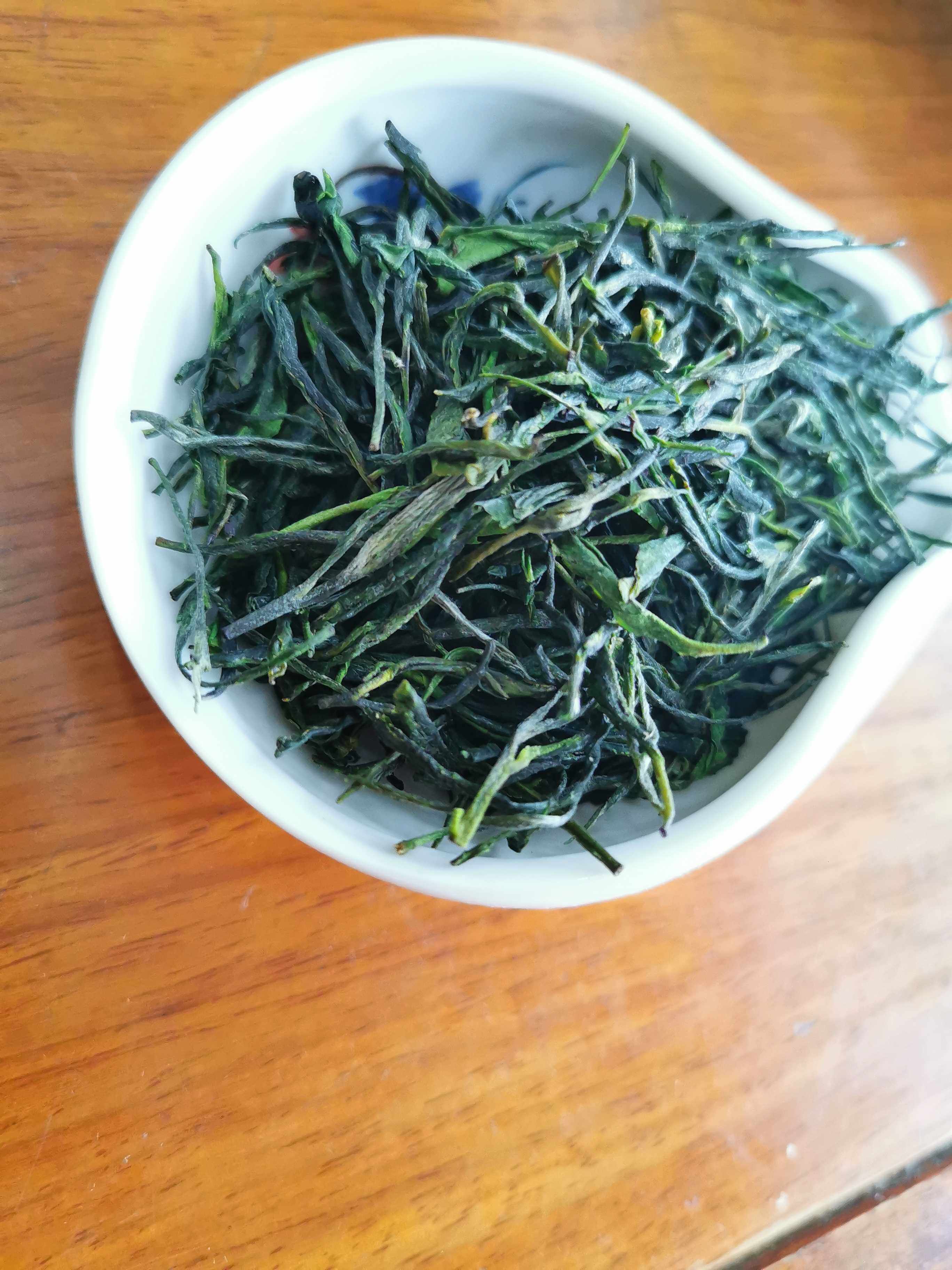 信阳野茶香型浓香山茶高山茶商城毛尖盒装散装茶叶罐