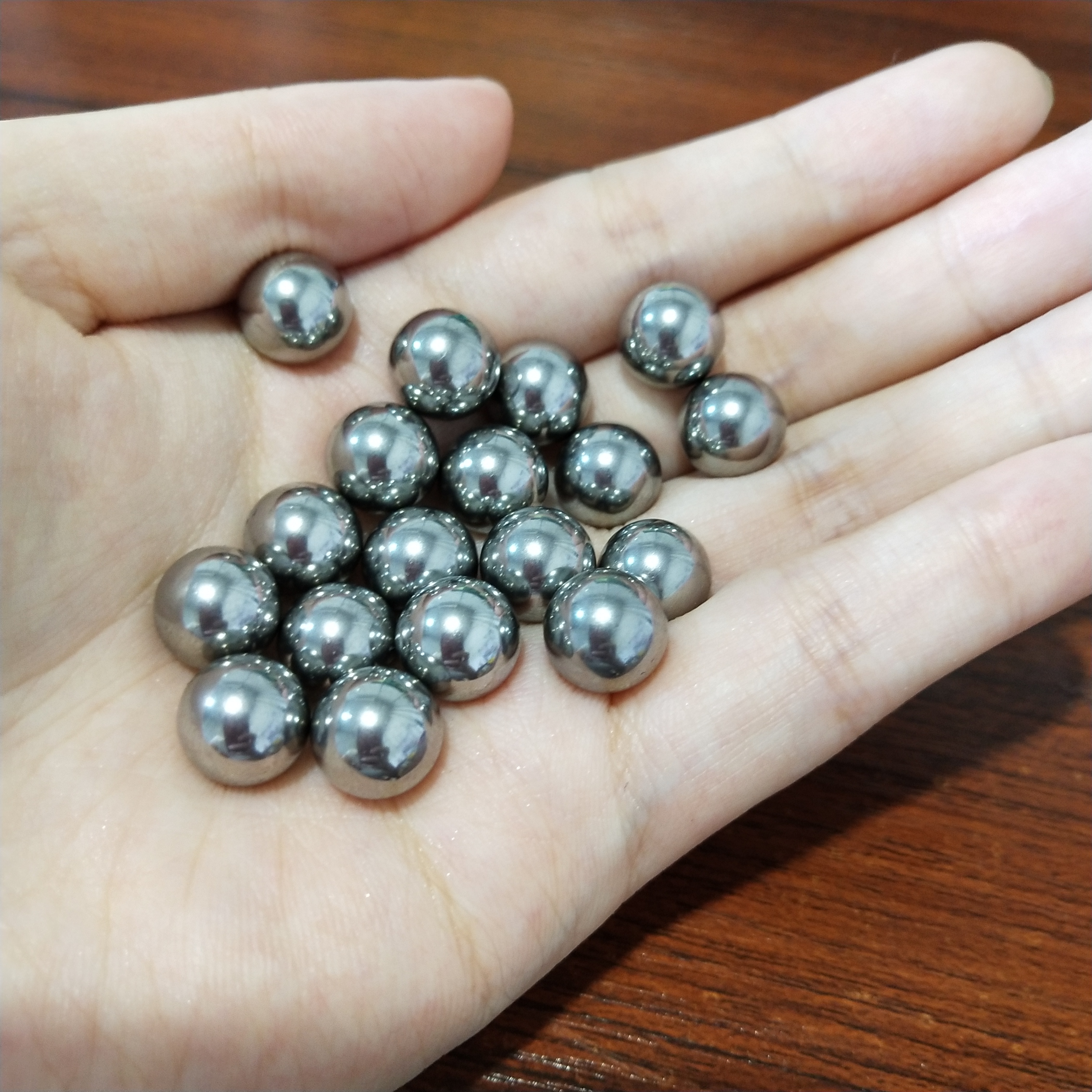 175 /2/2.1/2.381/2.5/2.778/3/mm实心不锈钢钢球