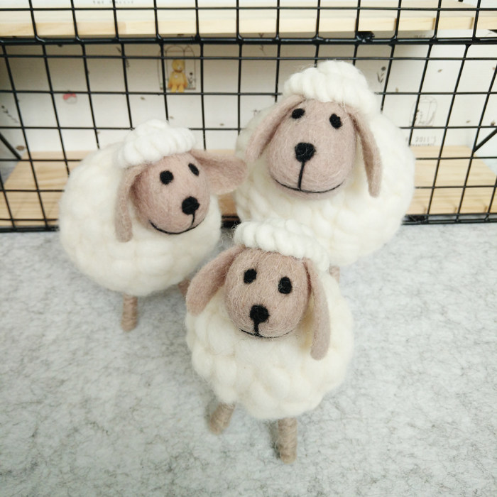 小红印象羊毛毡纯手工艺品大羊小羊地面桌面摆件装饰欧式现代