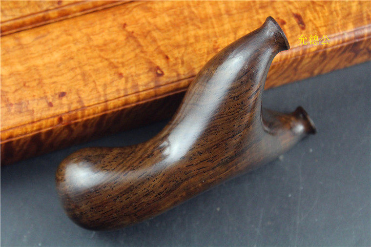 大弓弹弓檀木顺手龅牙实木檀狮嘴兽铜头飞镖