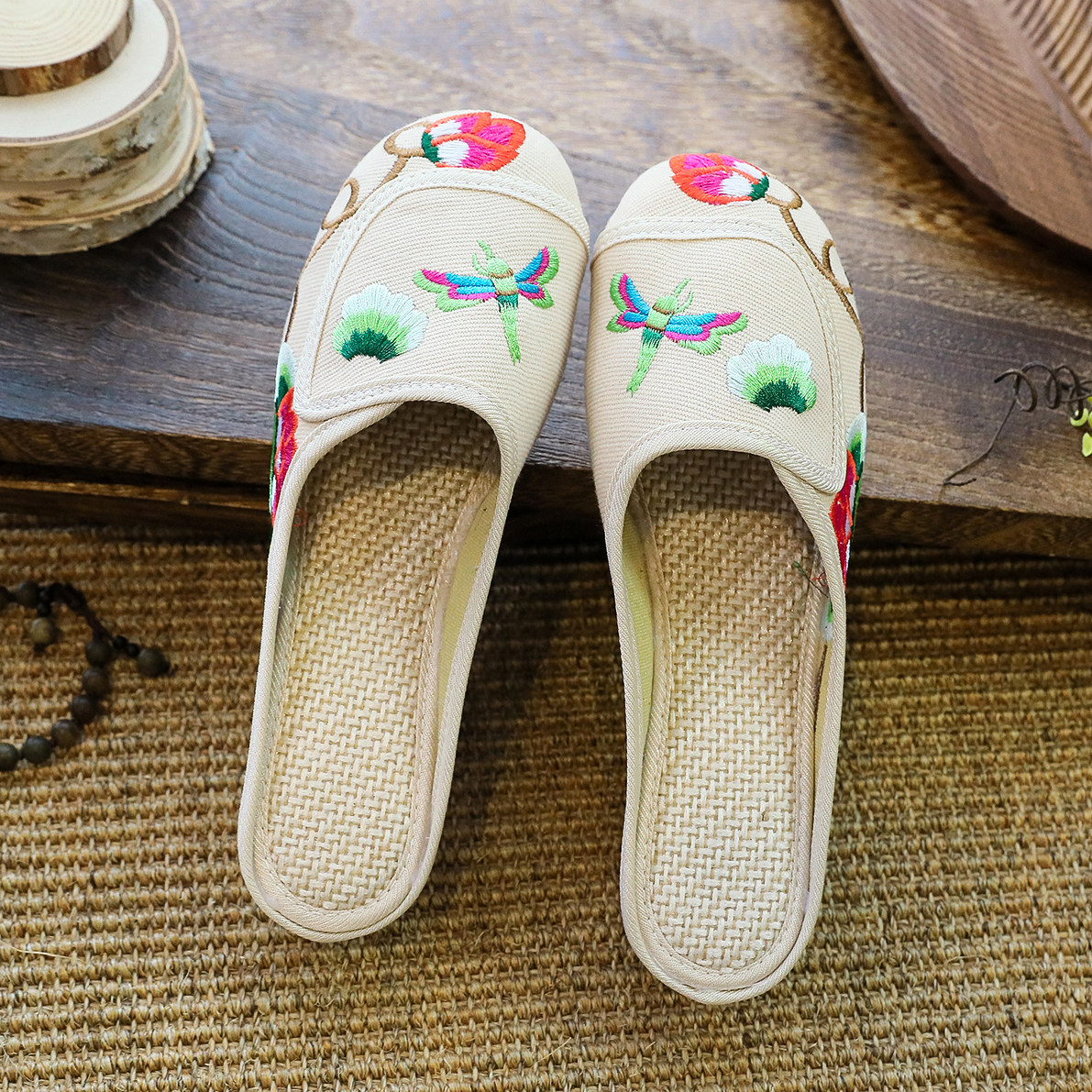 春夏新款戏曲复古绣花拖鞋中国风低跟女拖包头居家牛筋底北京布鞋