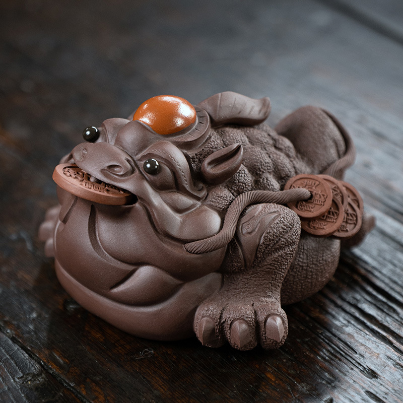 宜兴紫砂茶宠紫泥金蟾鸿运当头三足蟾蜍茶玩可养茶具茶宠摆件