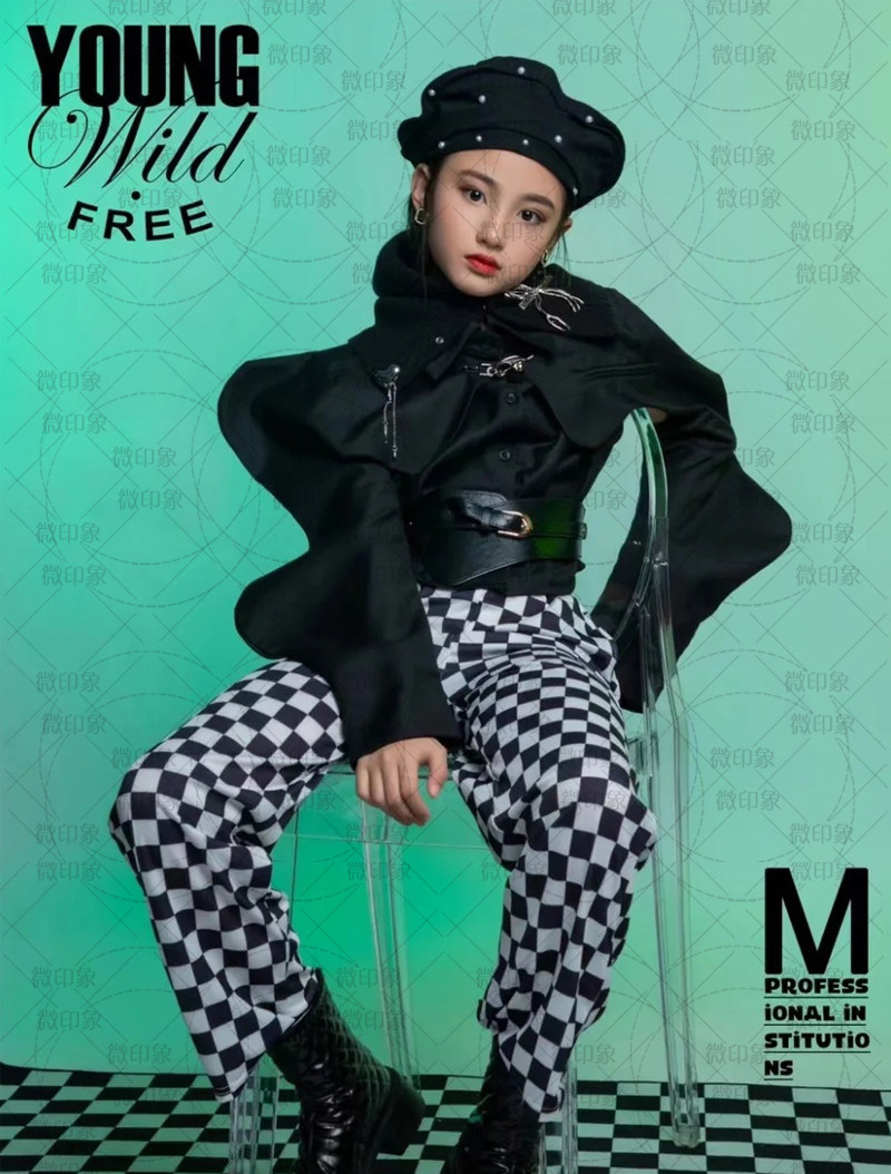 时尚复古女孩模特走秀比赛儿童摩卡艺术写真造型演出儿童演出服