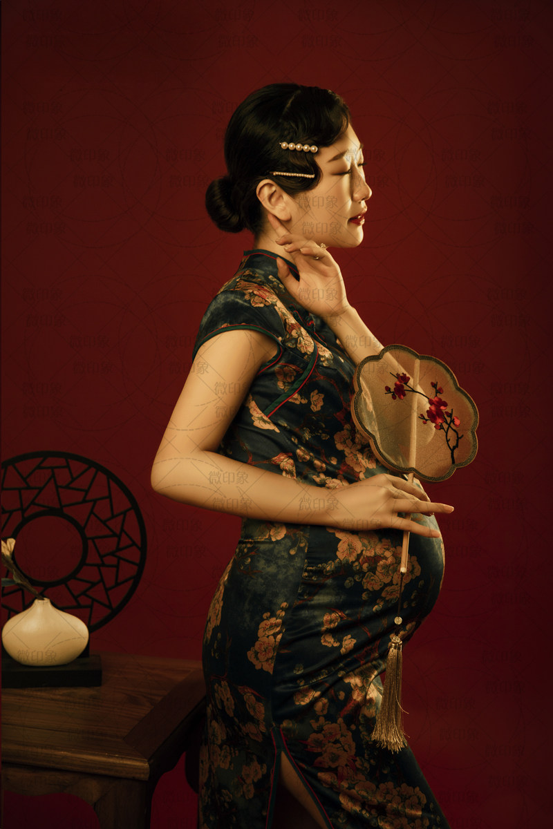 9236新款孕妇照中国风水墨工笔画碎花影楼服装