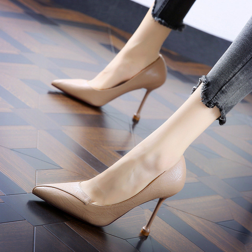 韩版优雅百搭杏色简约高跟鞋女2019秋季新款尖头细跟街拍款单鞋潮