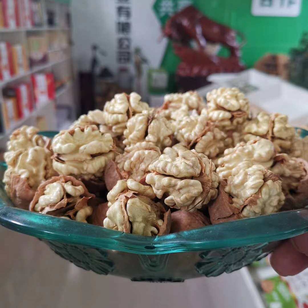 2021年新货核桃甘肃成县特产百年老树原味坚果纸皮