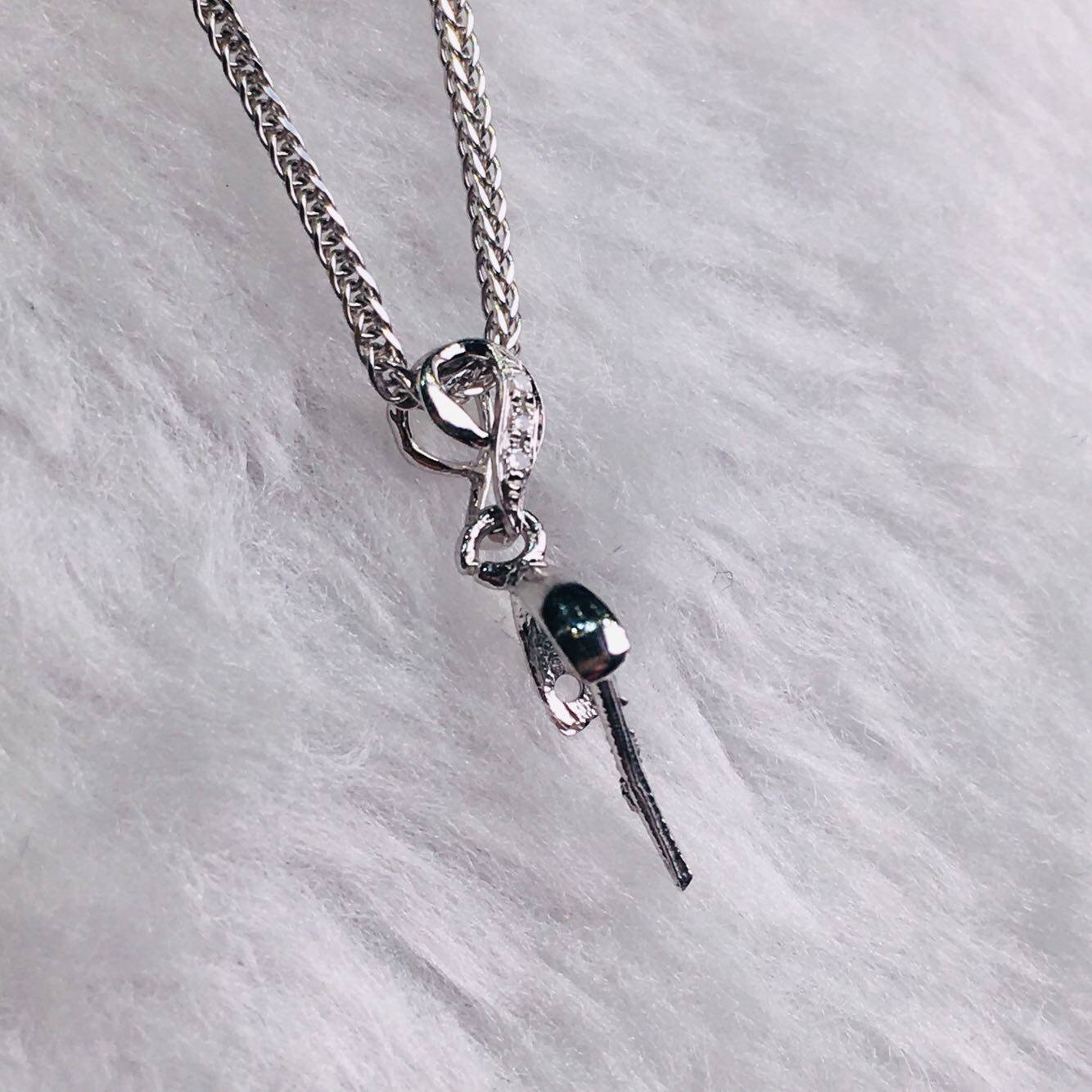 扣头18k金镶钻石瓜子扣花件翡翠佛公观音树叶扣