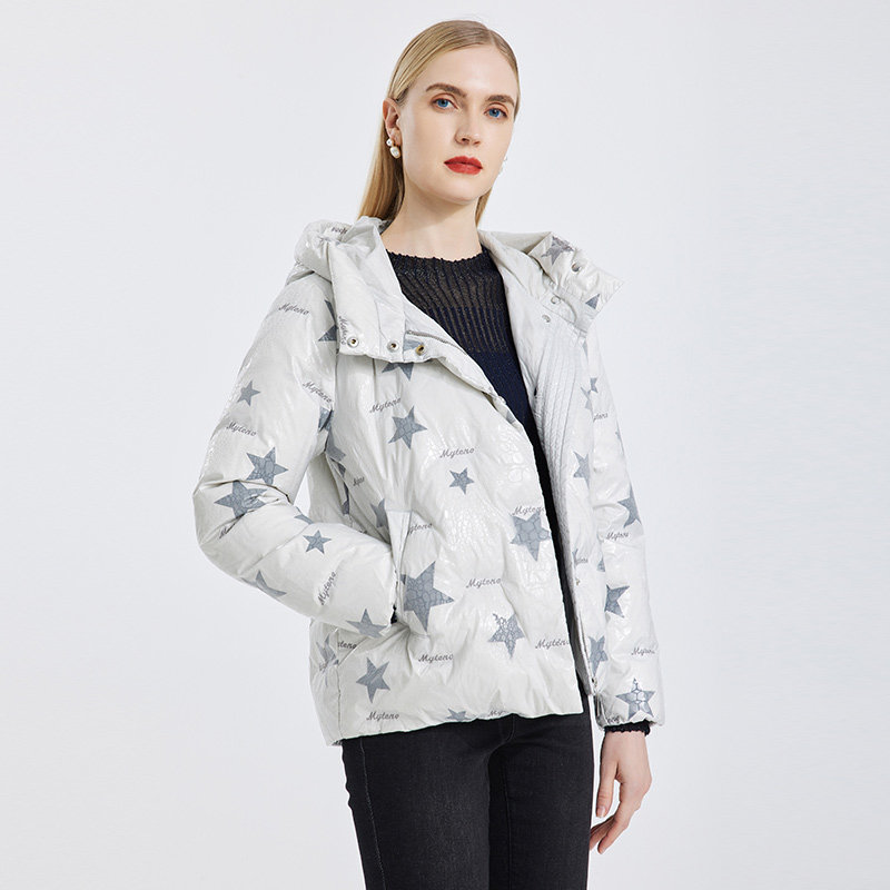 马天奴2022年冬季新款灰色星星印花短款羽绒服保暖羽绒服