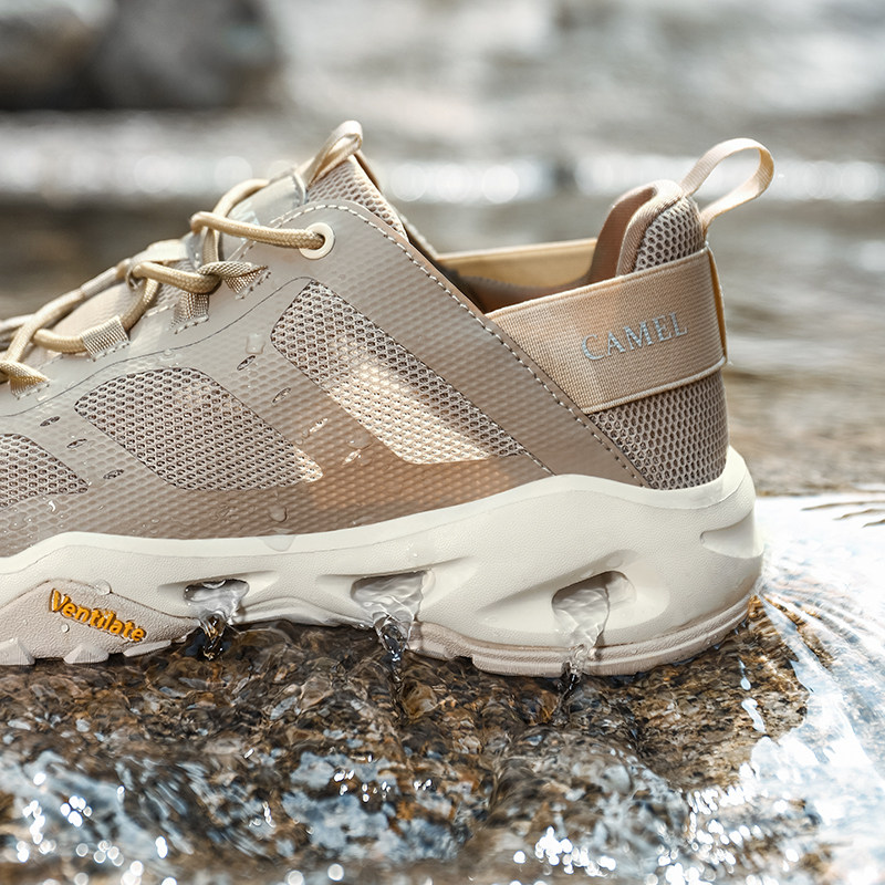 骆驼户外溯溪男士2021春季透气网面速干防滑溯溪鞋