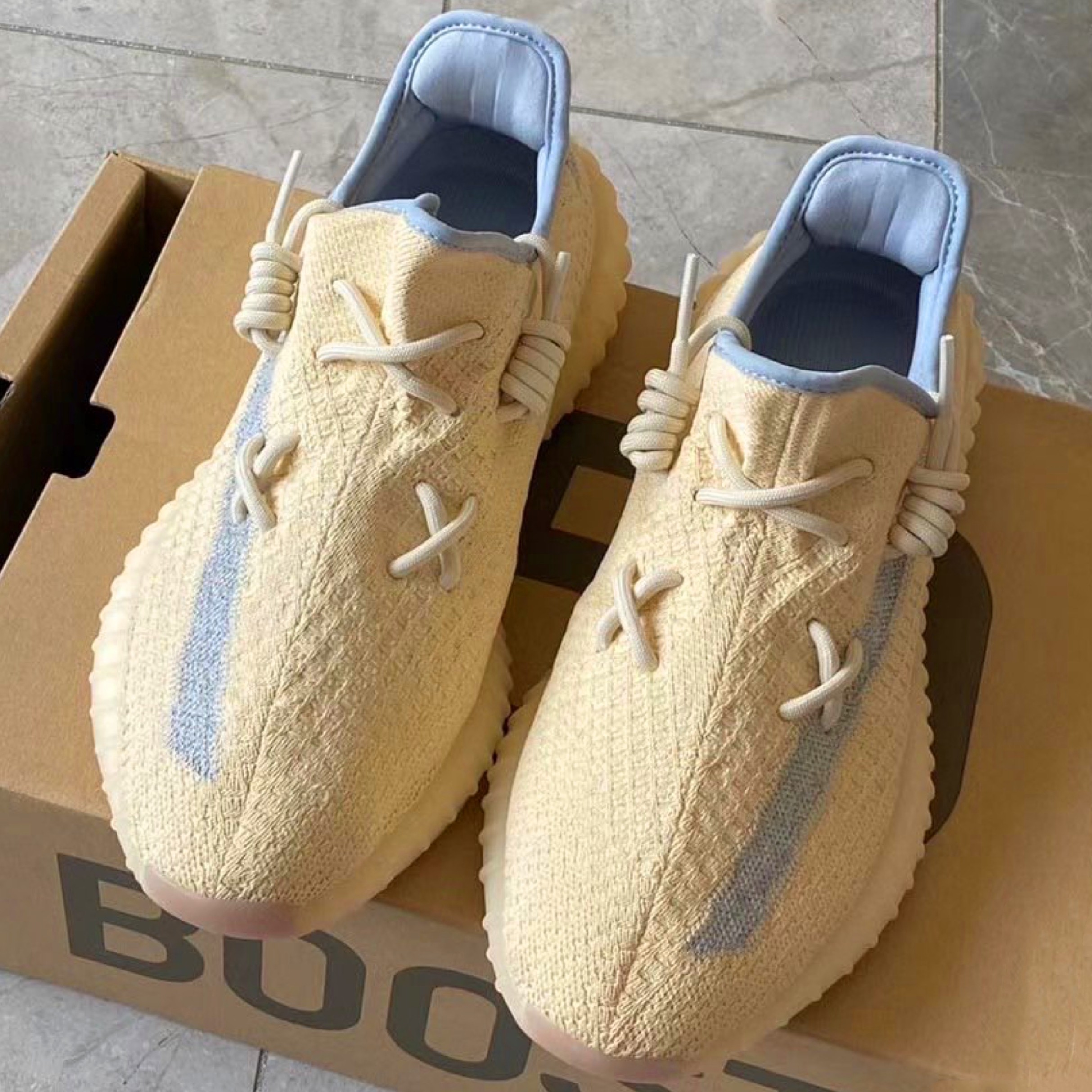 正品过毒椰子350v2拼接天使真爆三杠yeezy满天星时尚休闲鞋