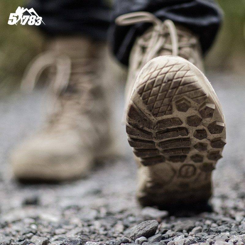 51783 军迷作战靴男冬季特种兵靴子高帮战术靴户外男鞋511沙漠靴
