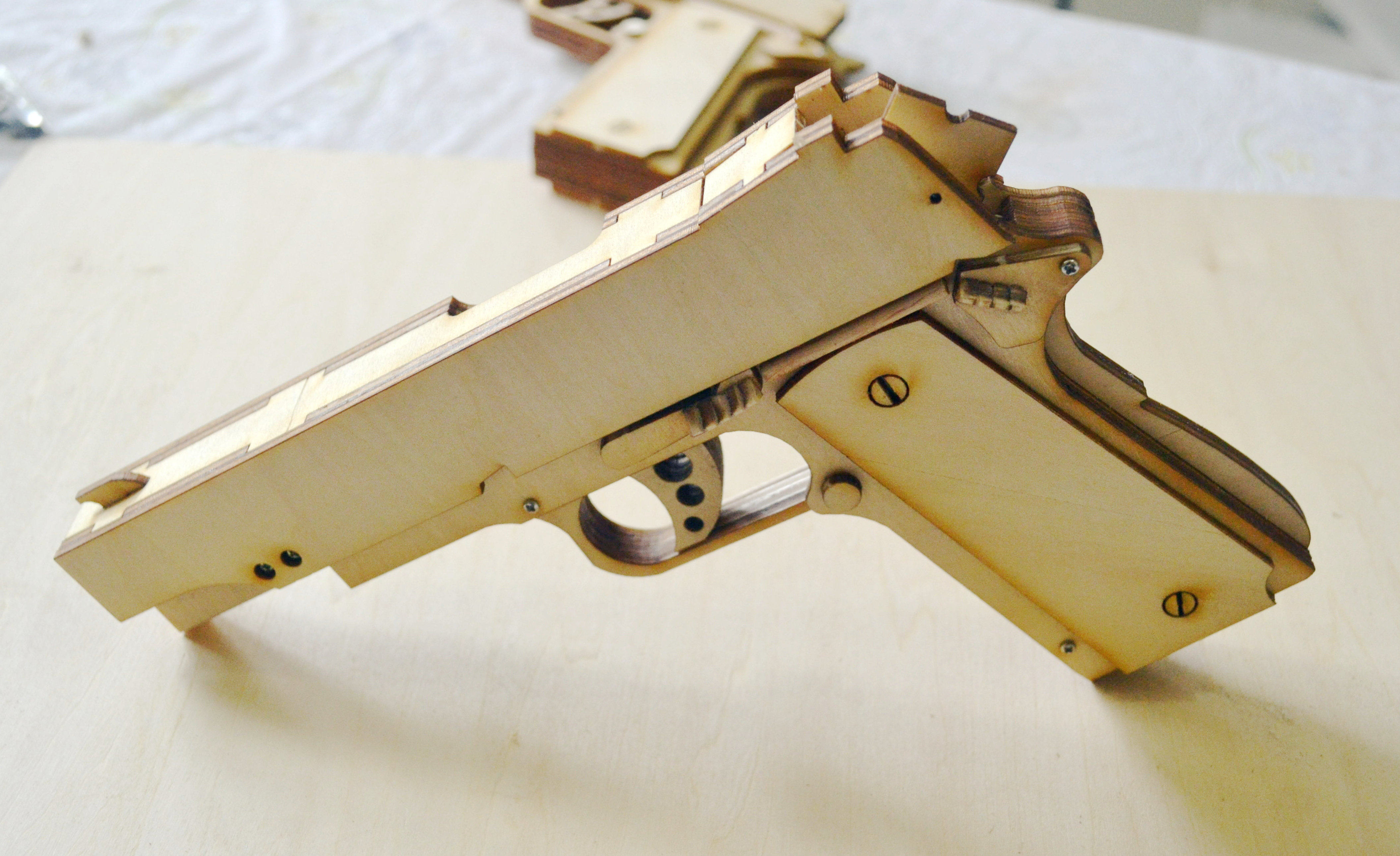 皮筋模型反吹连发第十m1911拼装木质飞镖