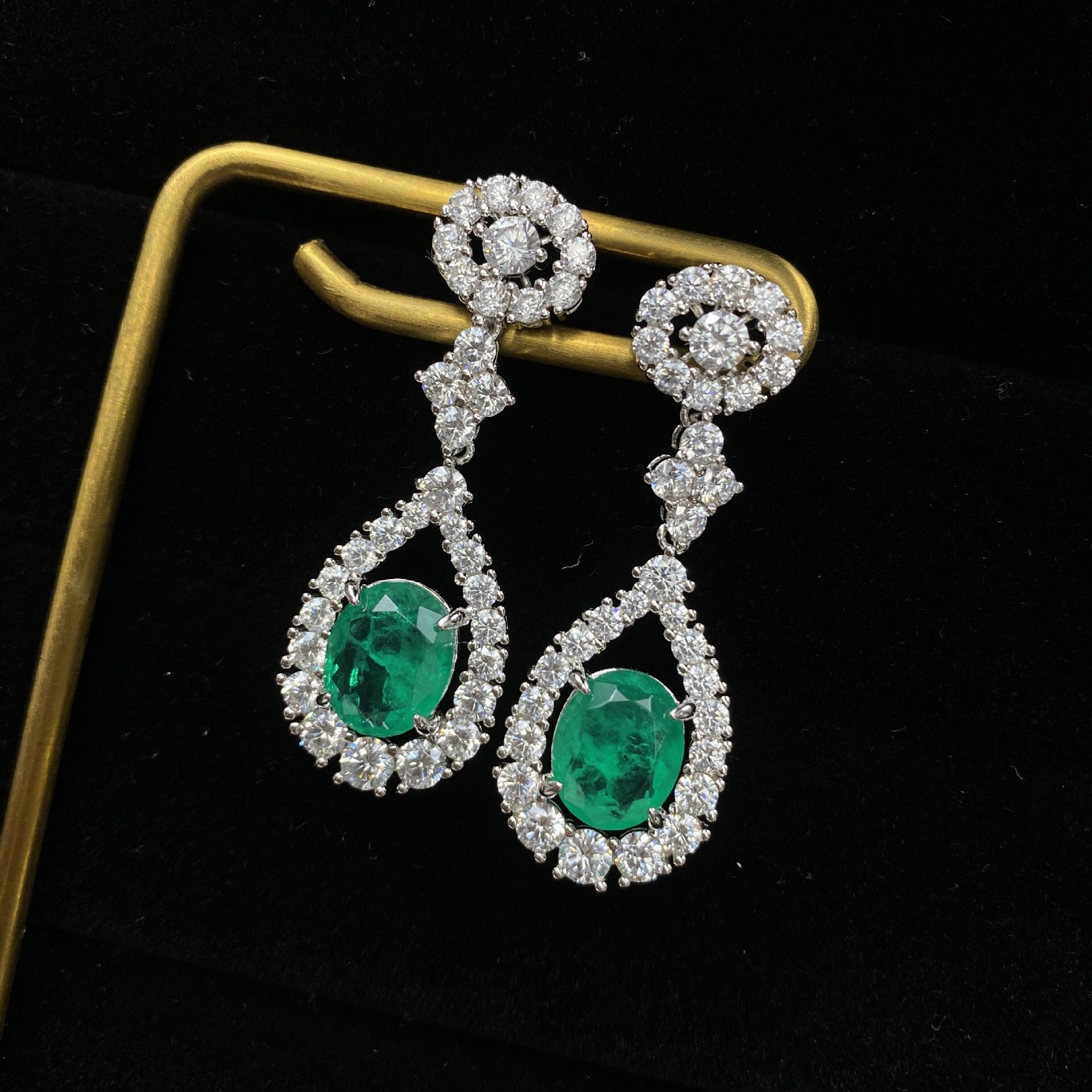 哥伦比亚合成祖母绿仿真宝石耳环耳坠纯银满钻修饰耳环