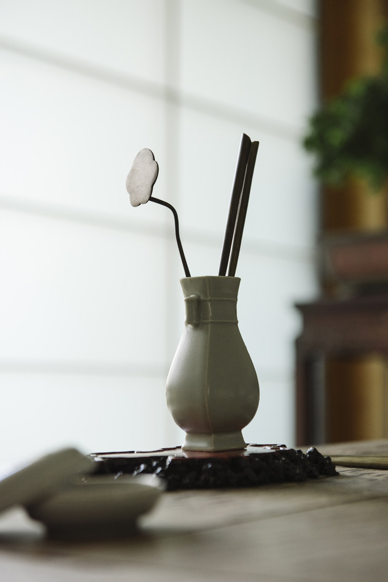 小花渌水山房拙炉烟青釉宋贯耳香箸瓶插花摆件茶道