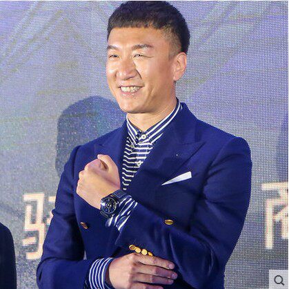 孙红雷同雷诺手表骑士之盾机械表时尚运动国产腕表