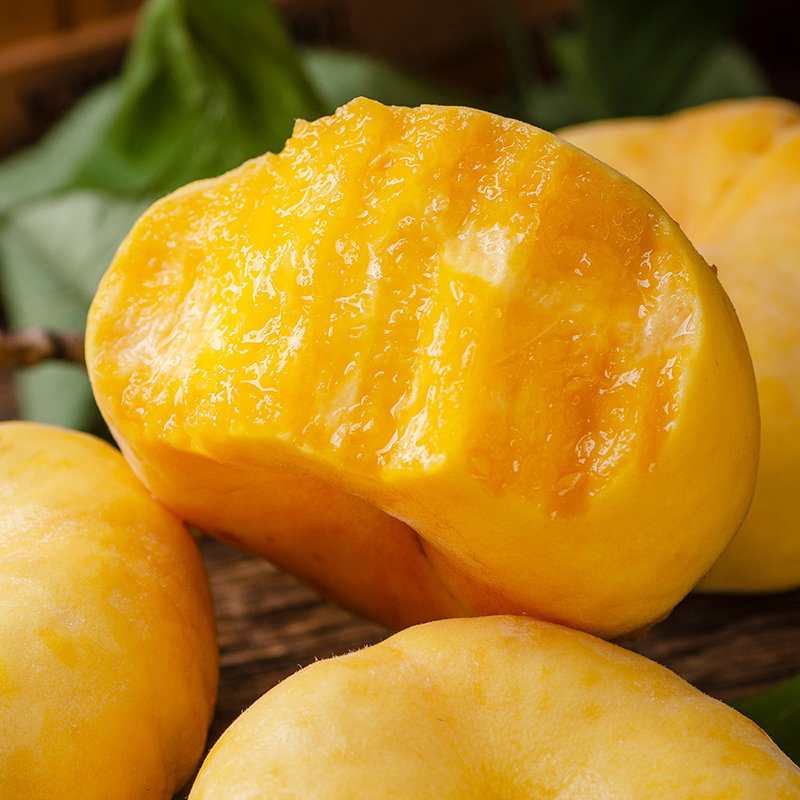 蟠桃蒙阴黄蟠桃新鲜水果包邮现山东扁桃当季黄金桃