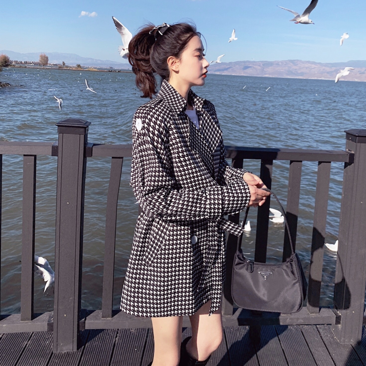 黑白格子风衣外套女春秋短款小个子2021年新款收腰显瘦千鸟格大衣