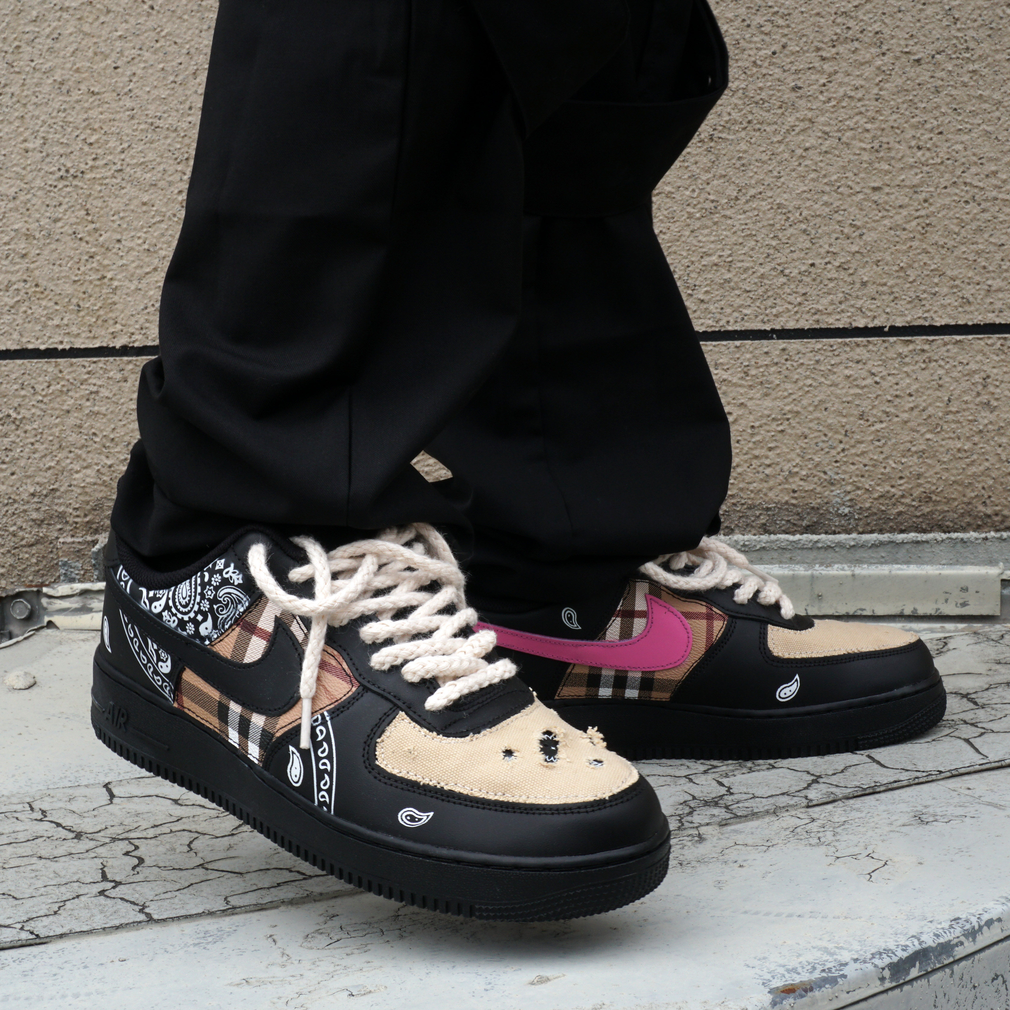 nikeairforce1黑色空军一号低帮破坏风高街腰果花球板鞋