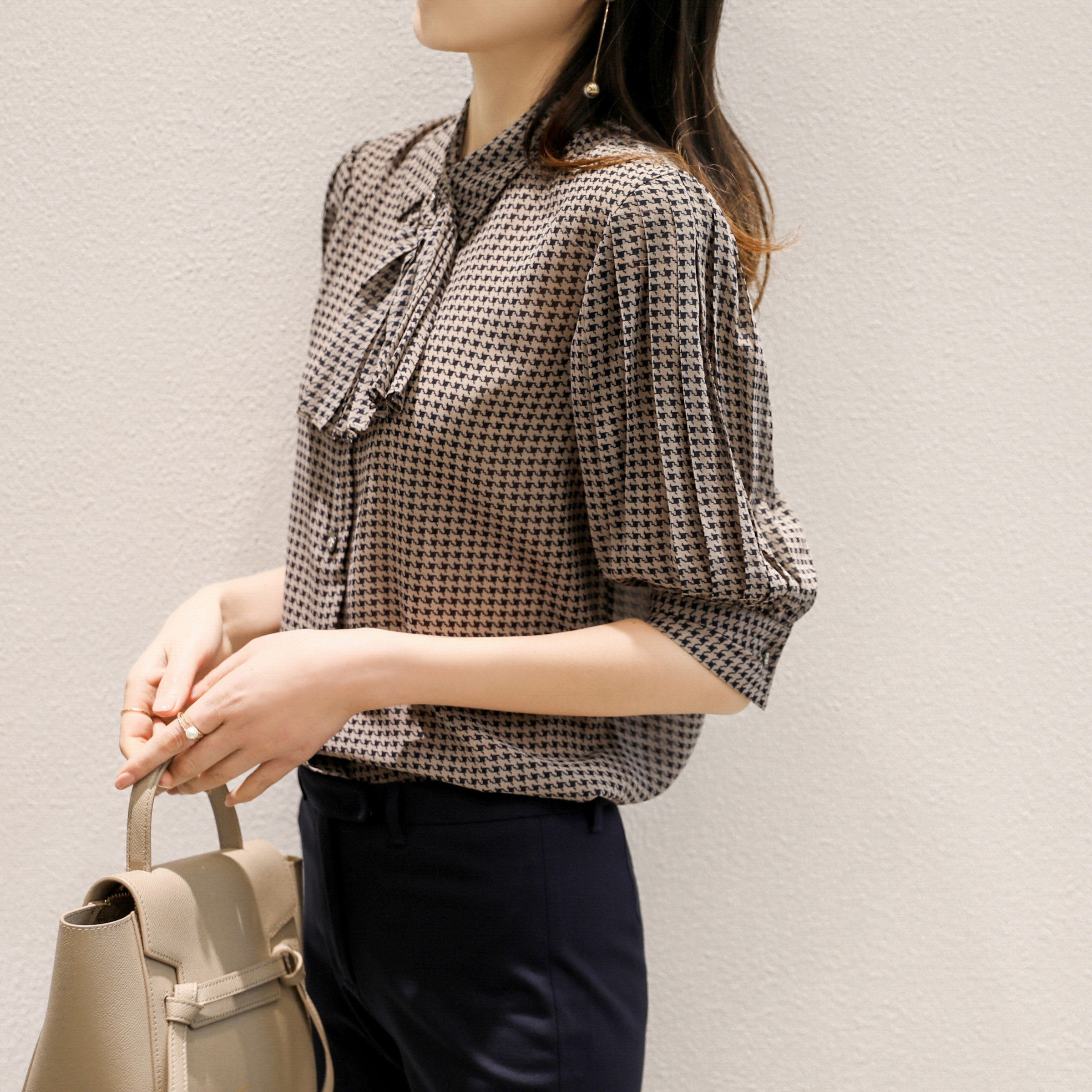 风琴衬衣千鸟格宽松半袖设计设计风流行领结别致衬衫