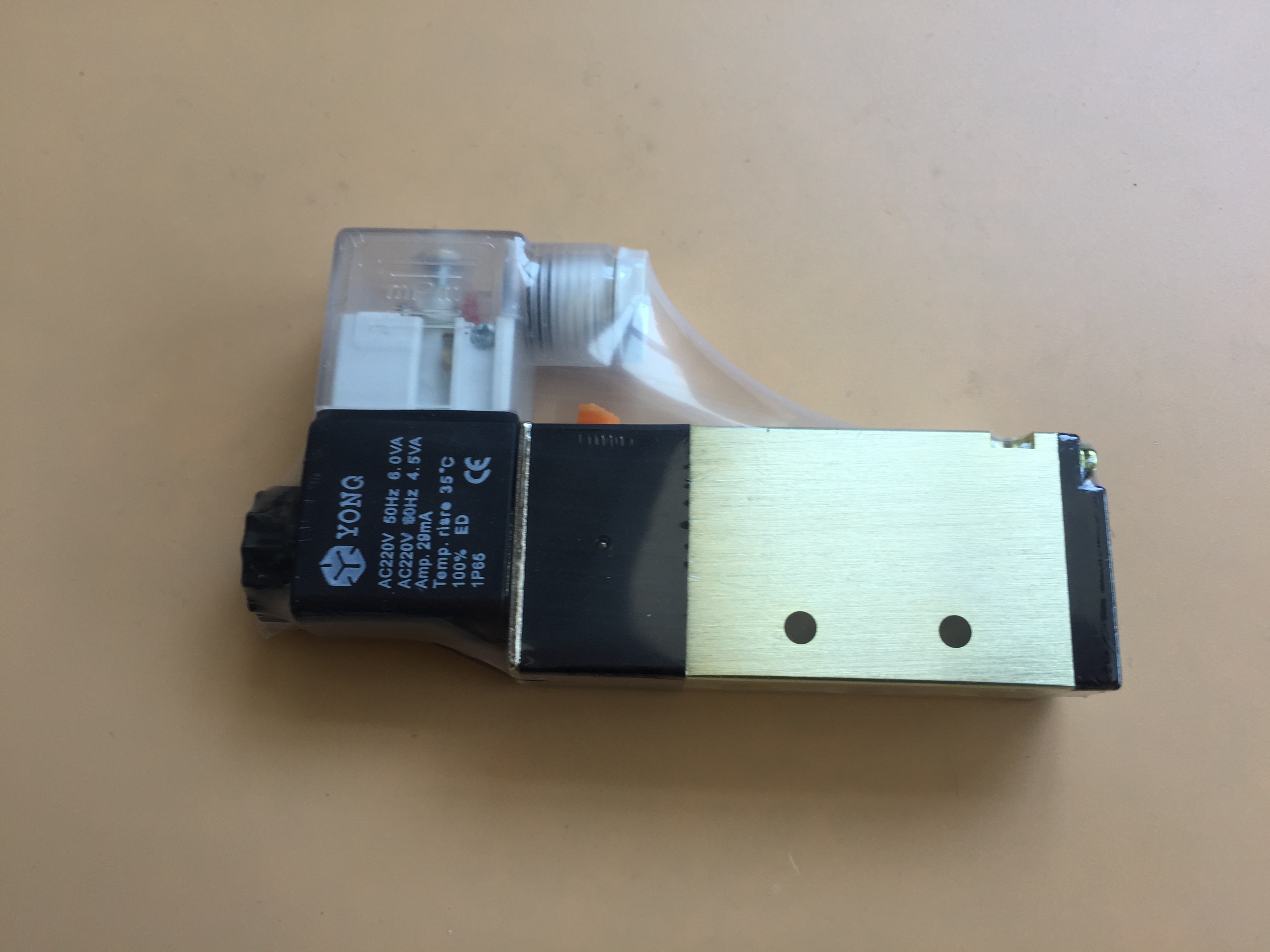 4v21008精品电磁阀气动换向阀配继电器磁性开关感应器气动元件